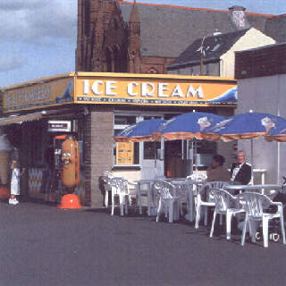  Ice Cream Kiosk 